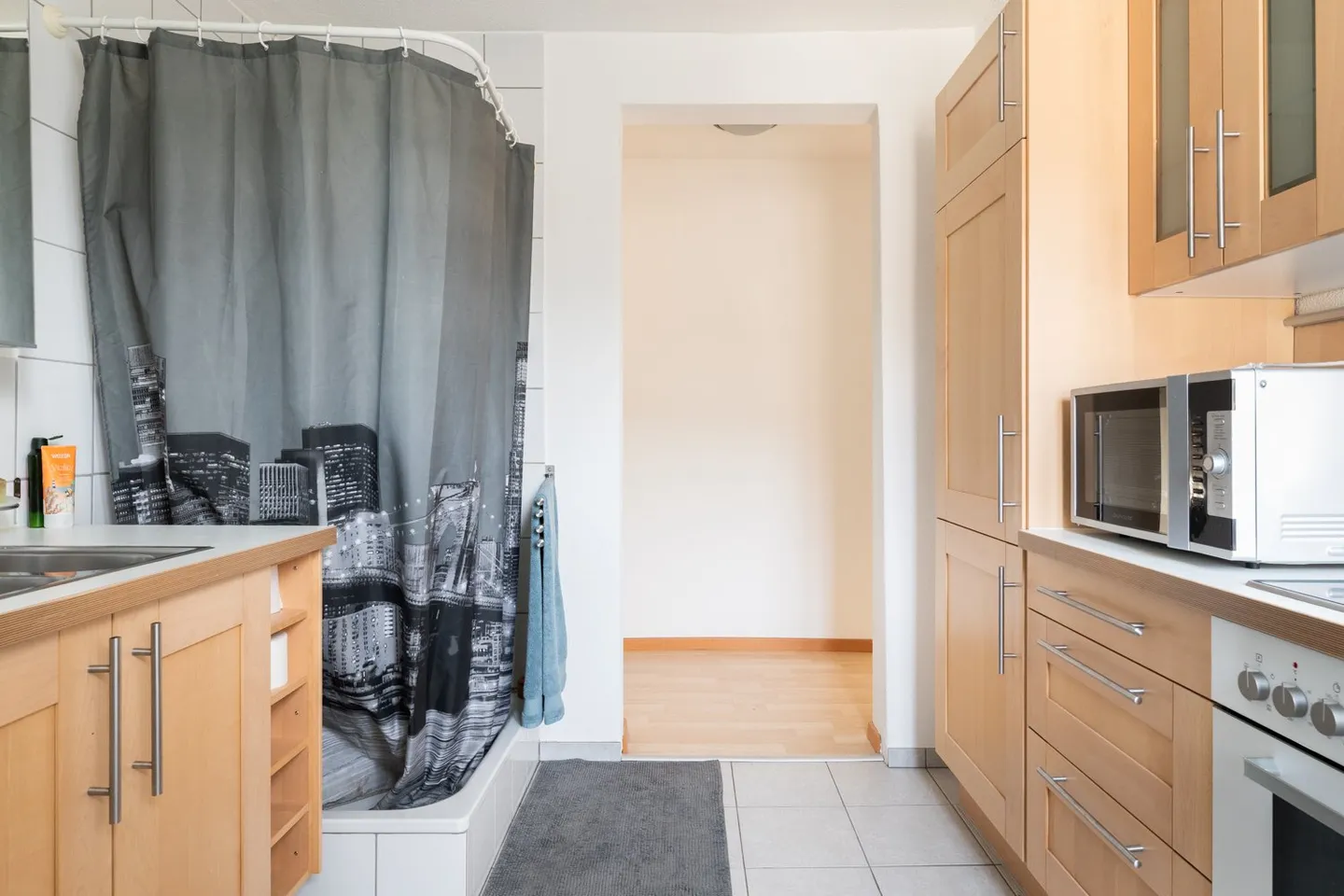 Adatto alle famiglie e vicino alla natura: Ampia casa bifamiliare con molto spazio esterno - Foto 16 di 21