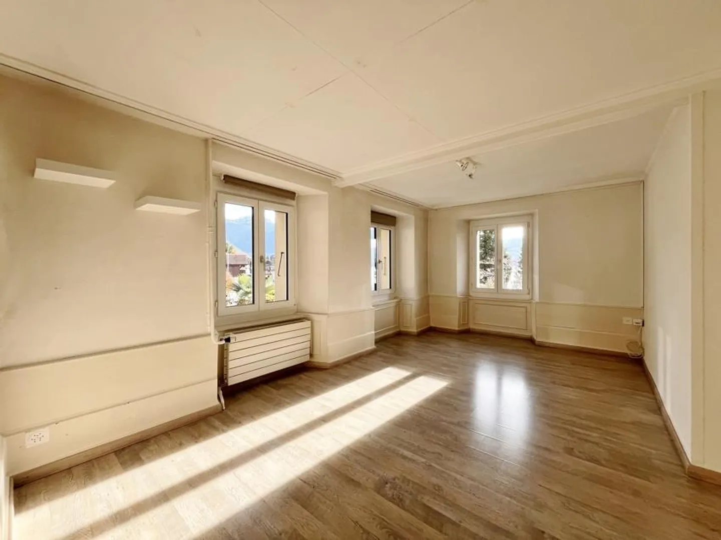 hübsche 3.5-Zimmer Wohnung mit schöner See- und Bergsicht - Foto 5 von 11