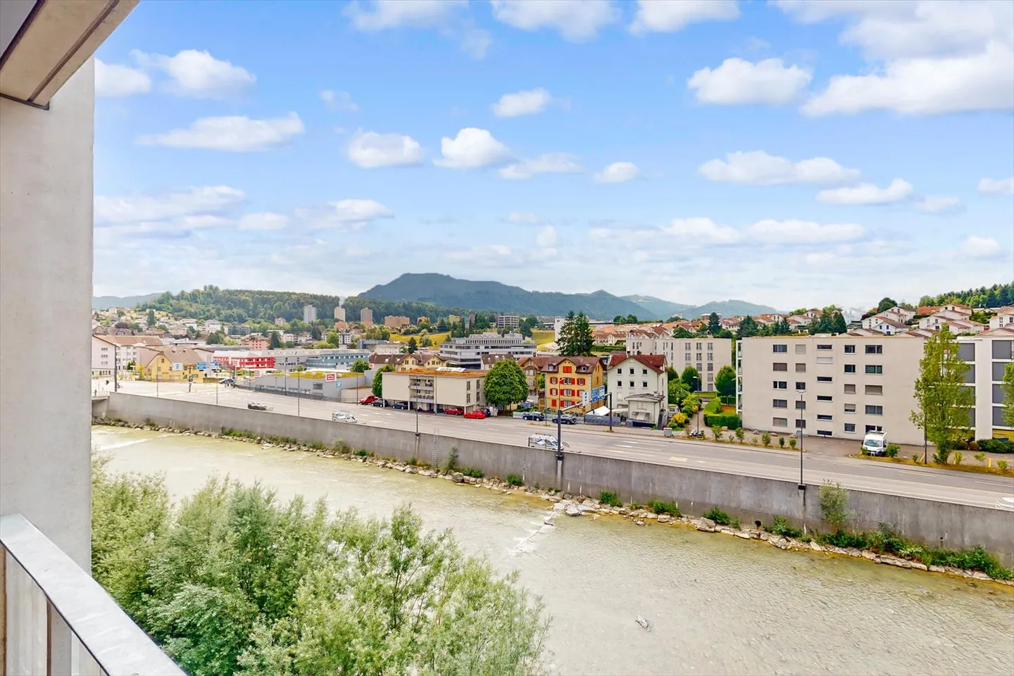 «4VIERTEL – Mittendrin. Am Wasser. Ganz bei dir.» - Foto 9 di 9