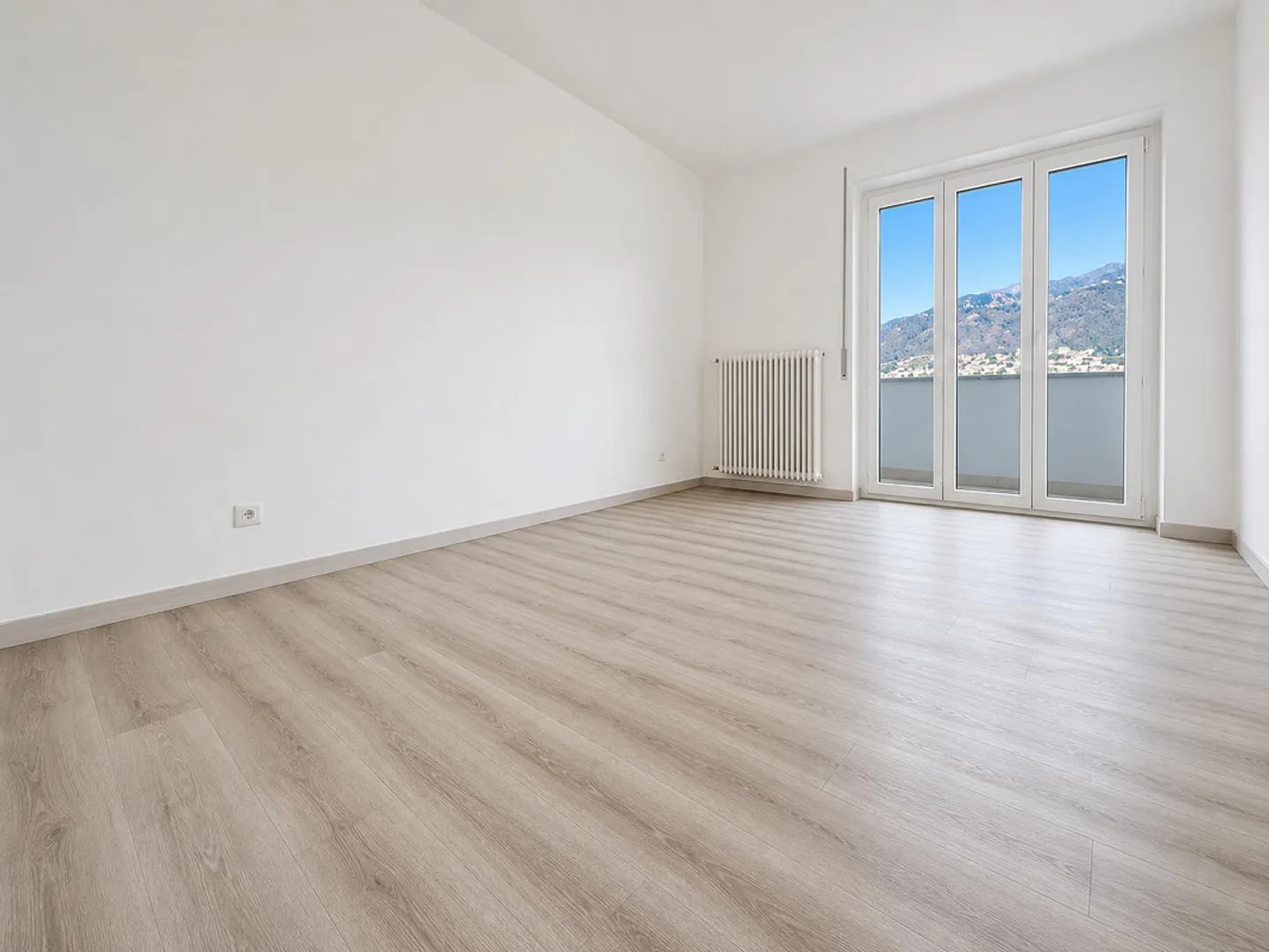DISPONIBLE À PARTIR DE JUILLET - 2.5 pièces modernes à Chiasso - Photo 5 sur 8