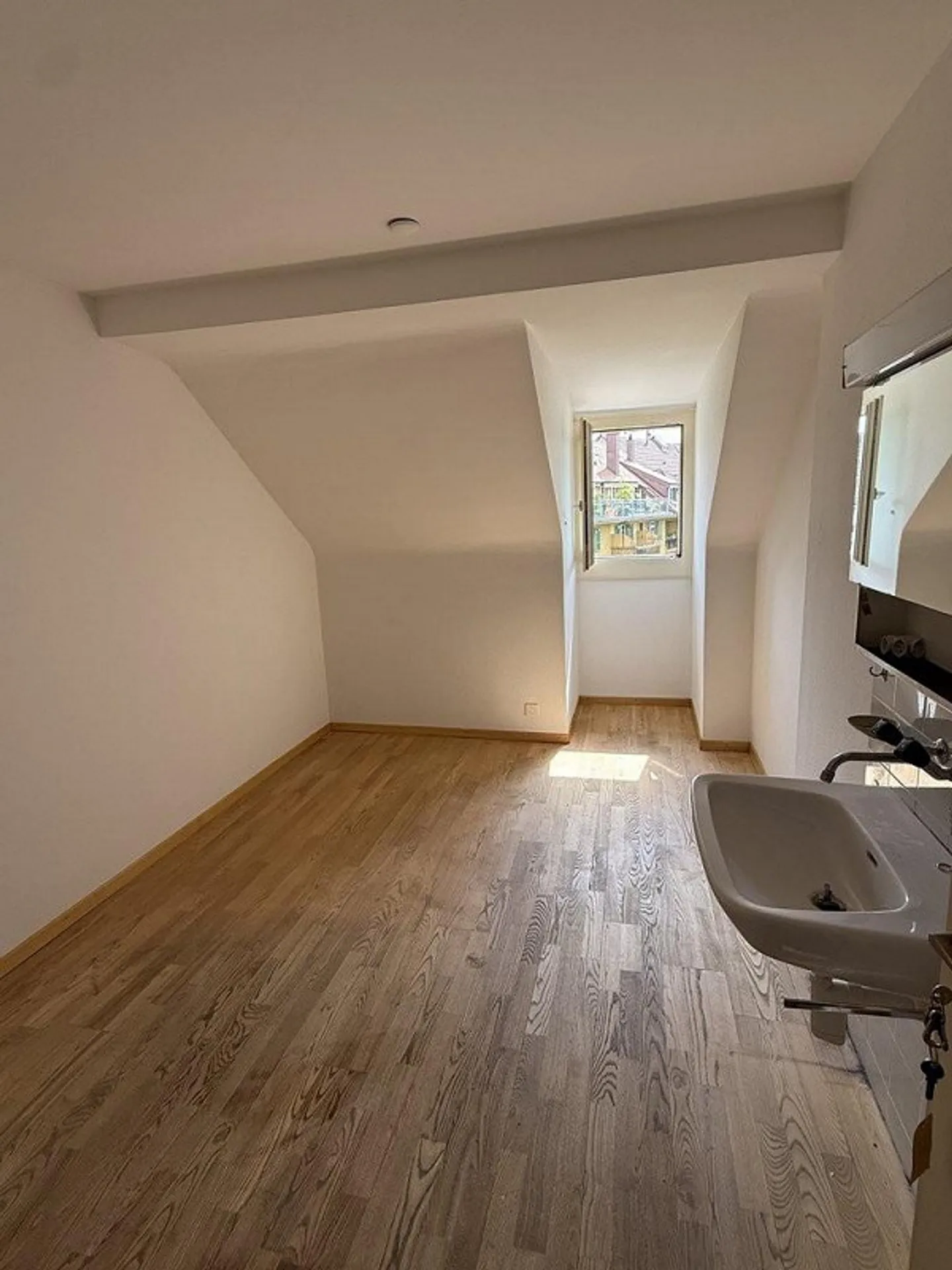 Grenier pour locataires hebdomadaires - Photo 1 sur 4