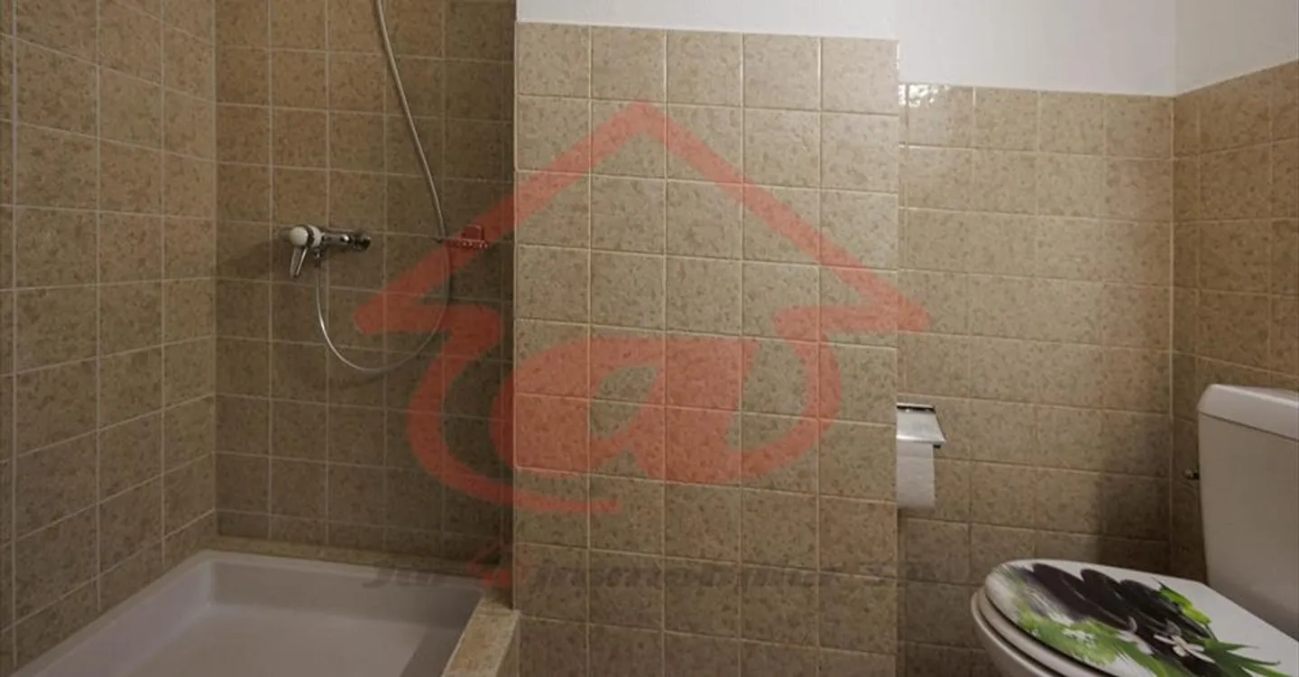 Immeuble mixte à louer - Photo 11 sur 24