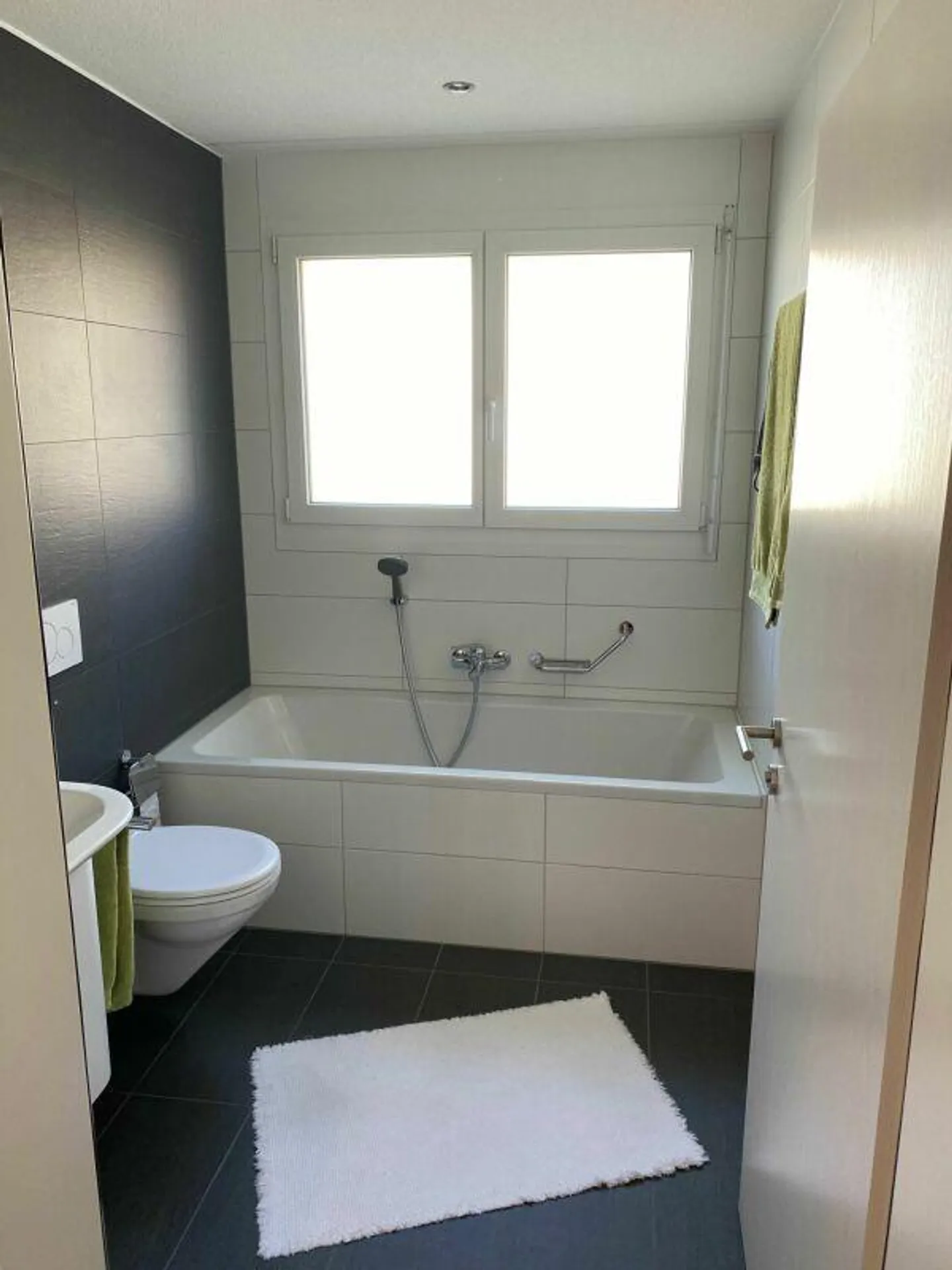 Modernes 3.5-Zimmer-Apartment - Foto 9 von 10