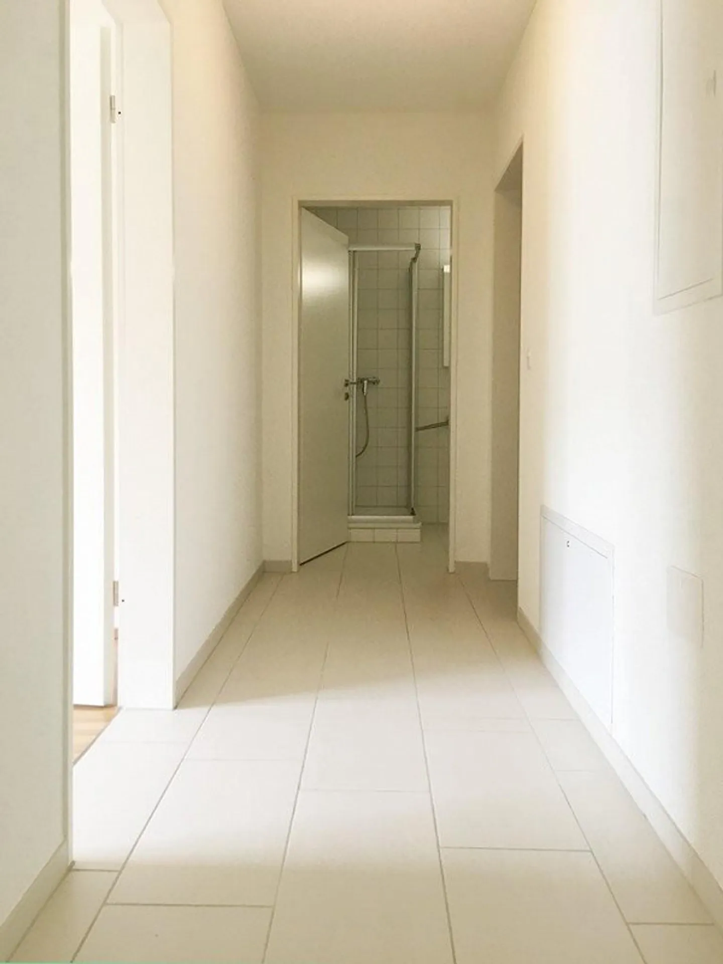 Moderne Wohnung in zentraler Lage - Foto 7 von 8
