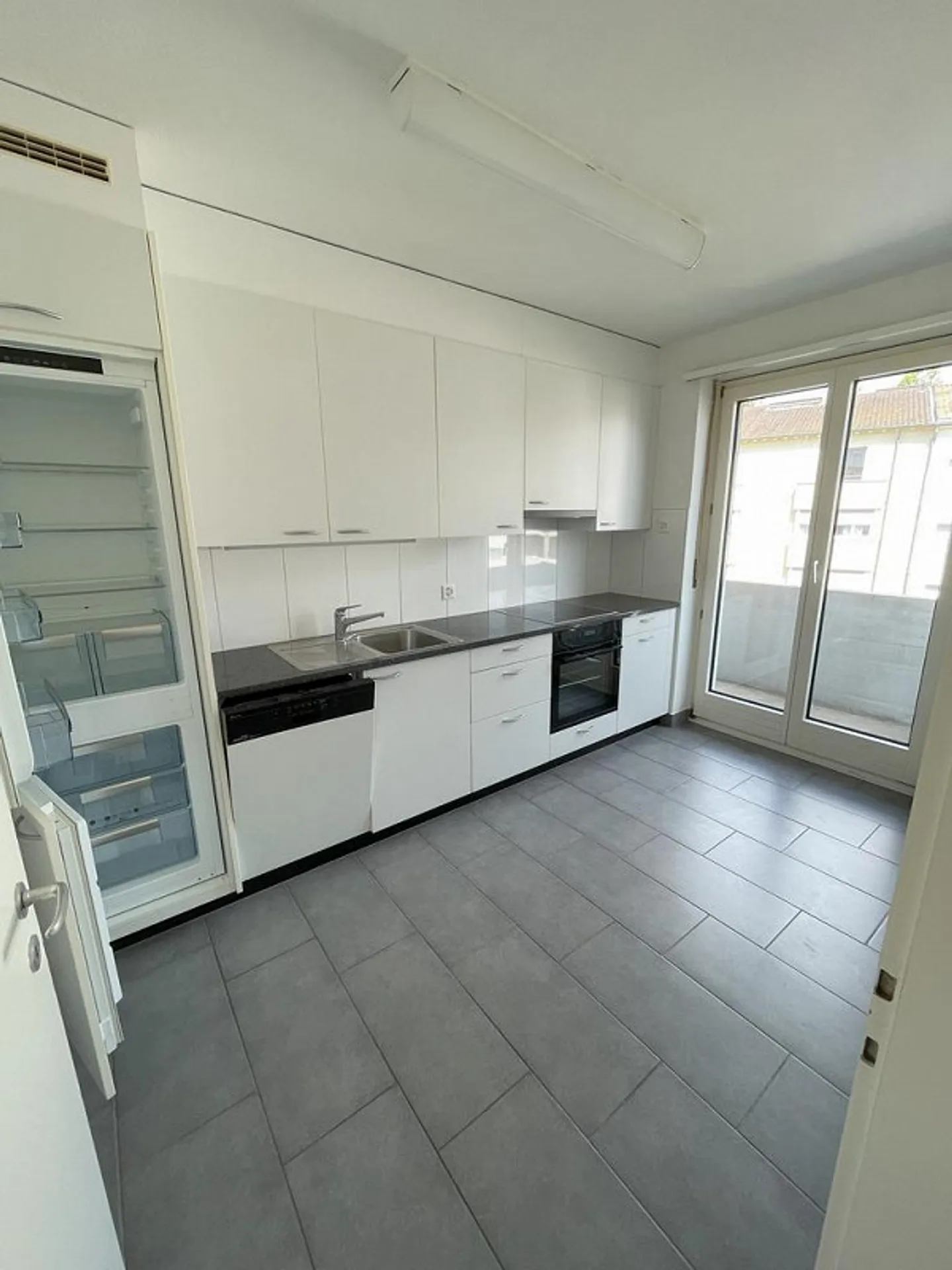 Appartamento di 2.5 locali nel popolare quartiere Iselin - Foto 2 di 8