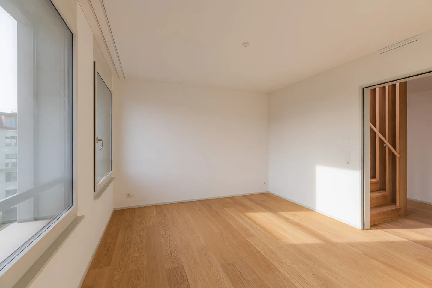 Esclusivo appartamento attico di 3,5 locali con terrazza sul tetto e vista lago - Foto 10 di 16