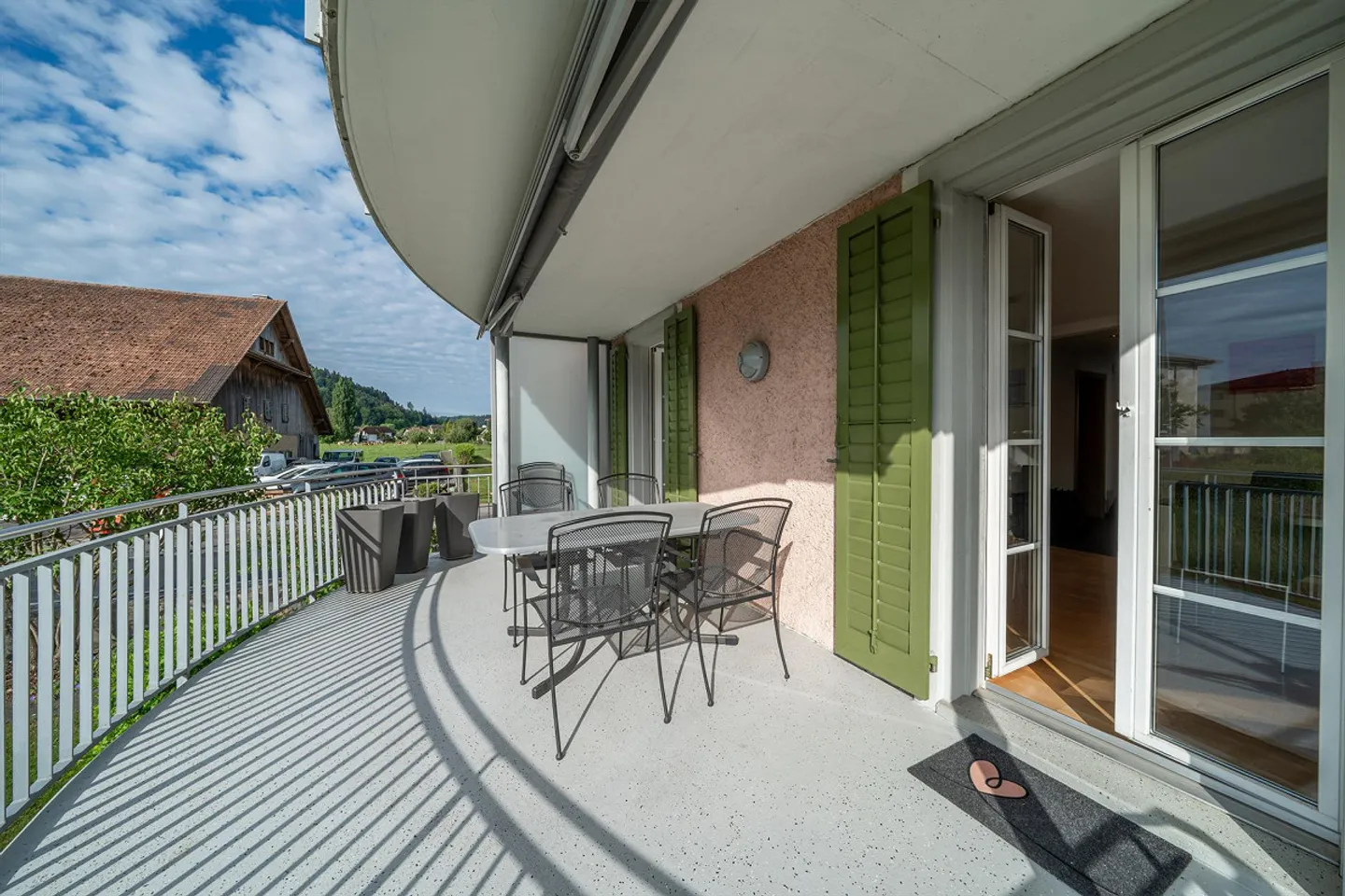 Maison individuelle familiale avec beaucoup de charme - Photo 2 sur 11