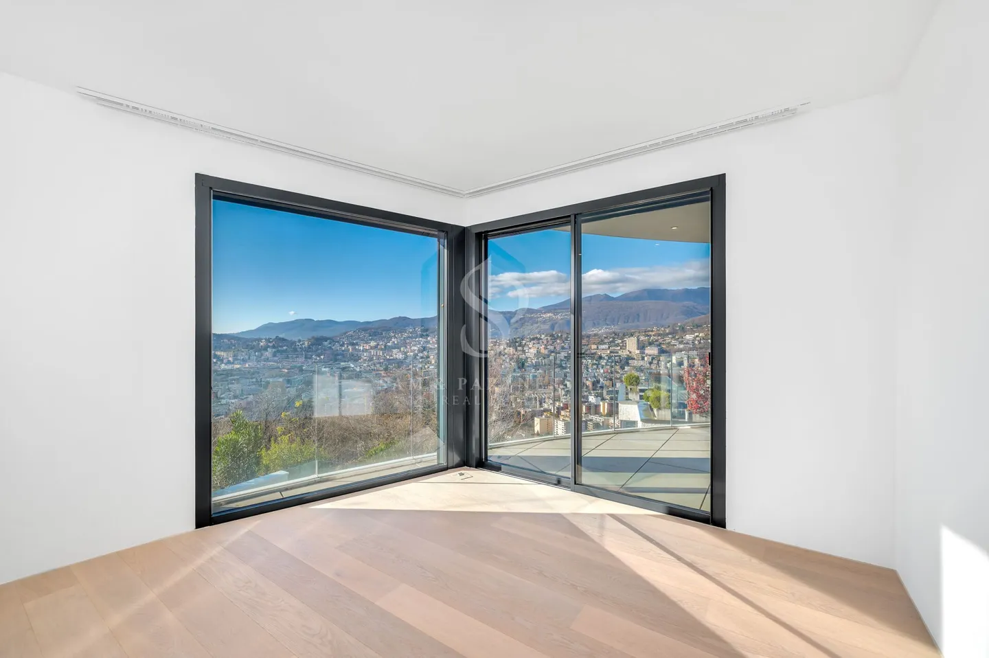 Villa moderne avec piscine - Photo 14 sur 16