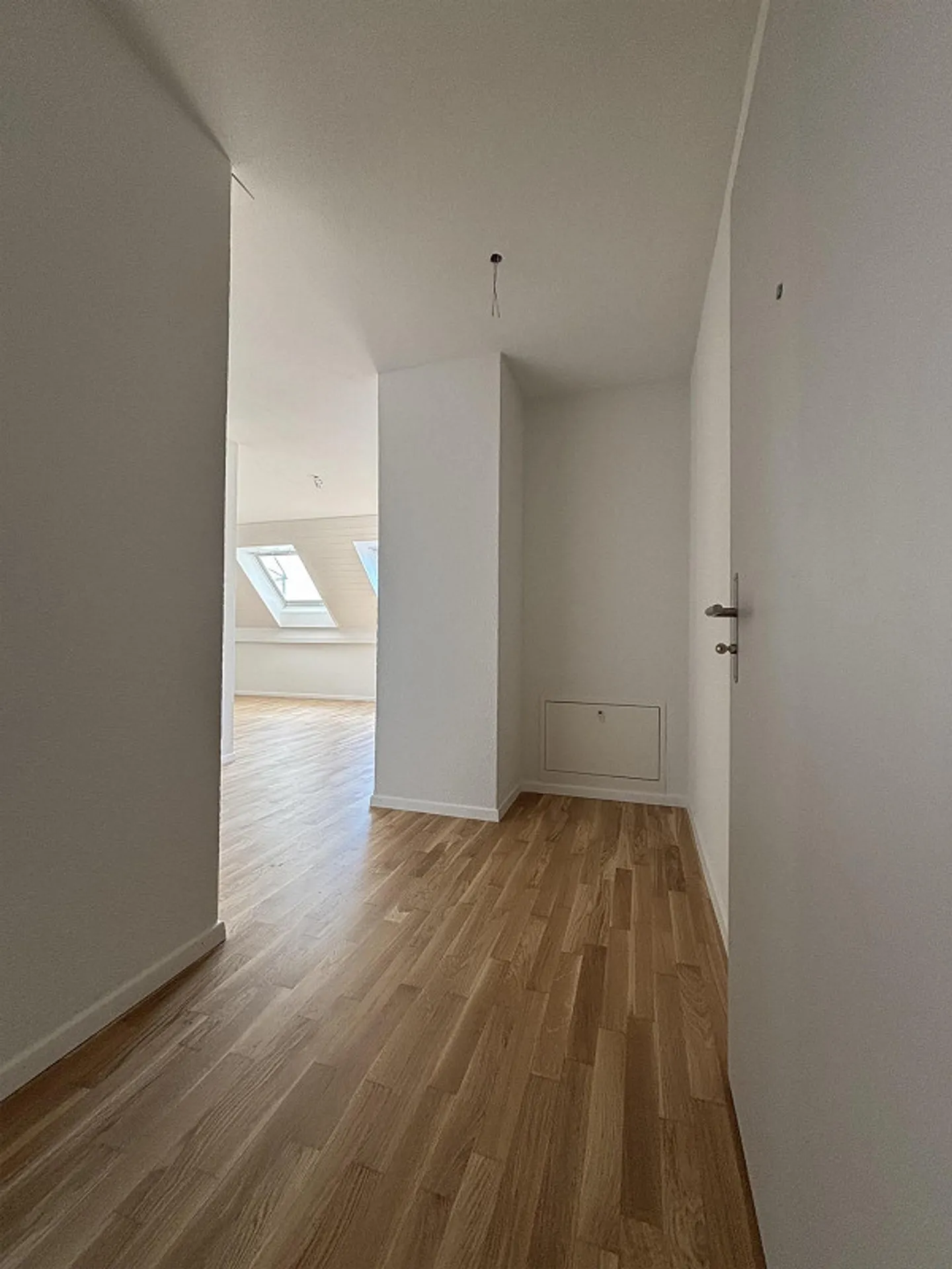 Completely renovated attic apartment for first occupancy - Photo 2 of 9