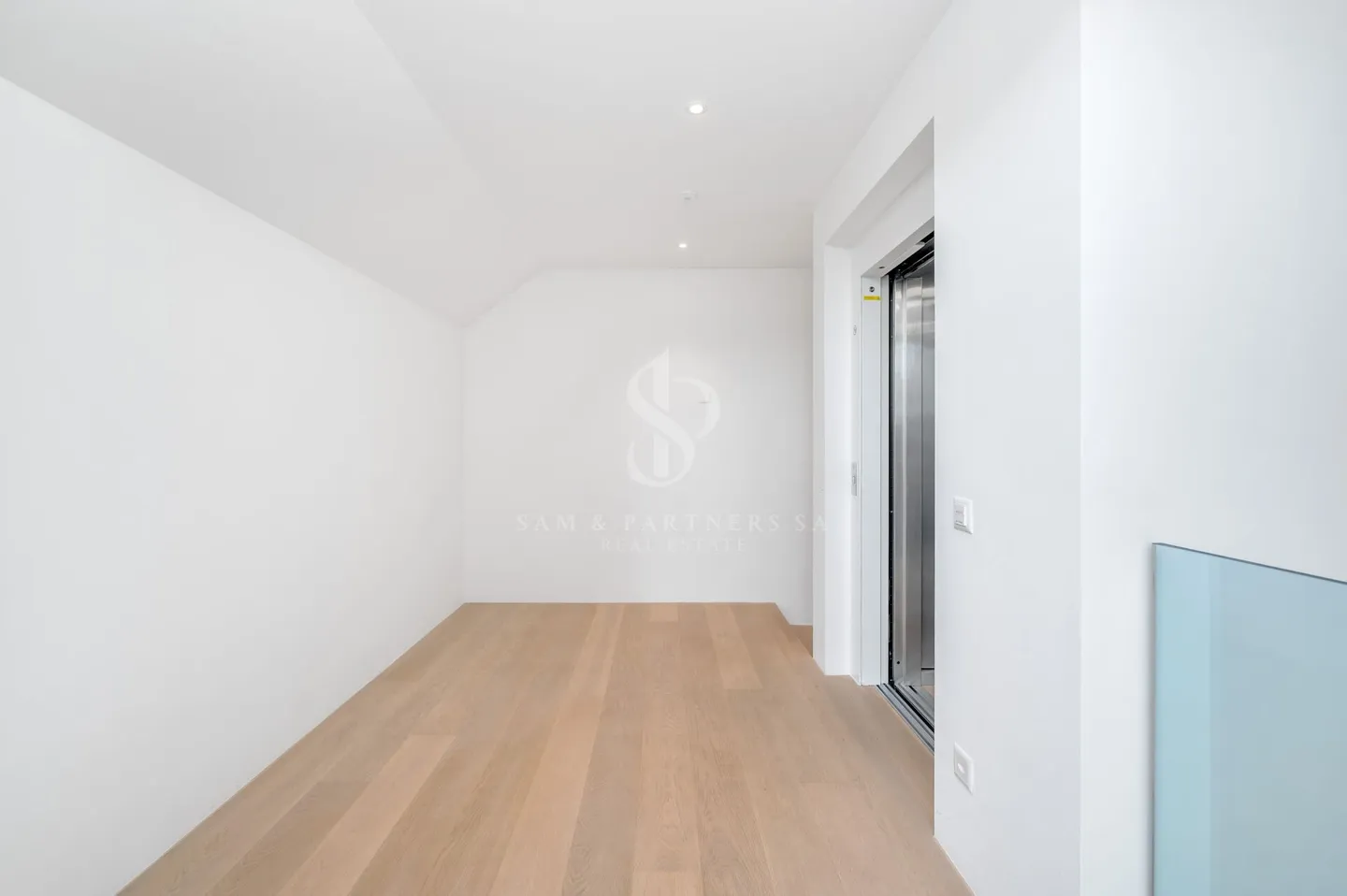 Villa moderne avec piscine - Photo 9 sur 16