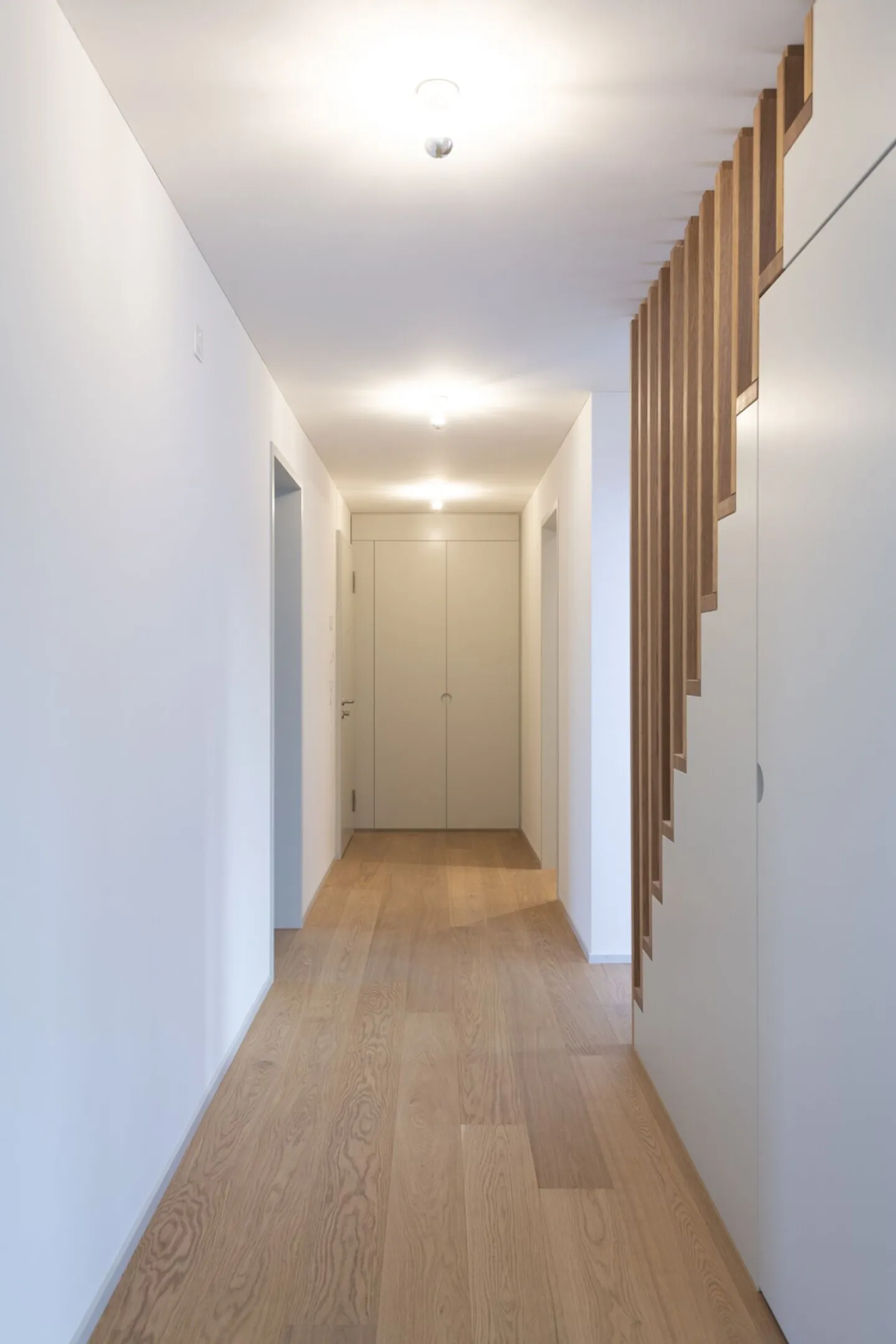 Esclusivo appartamento attico di 3,5 locali con terrazza sul tetto e vista lago - Foto 12 di 16