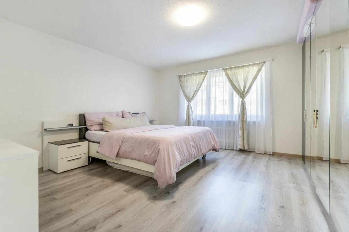 5.5-Room Apartment in a Central Location in Winterthur - Photo 11 of 20