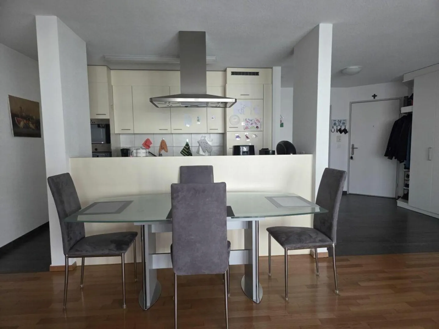 Appartamento luminoso e accogliente con 2,5 stanze al 1° piano - Foto 3 di 9