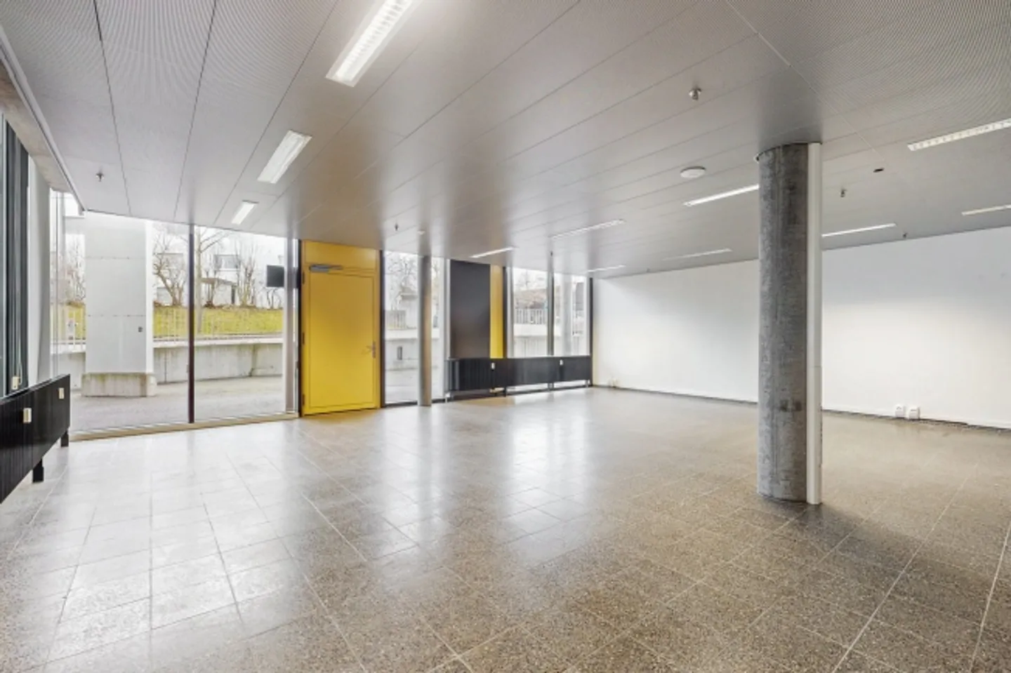 Bureau, Showroom ou plus - Photo 6 sur 11