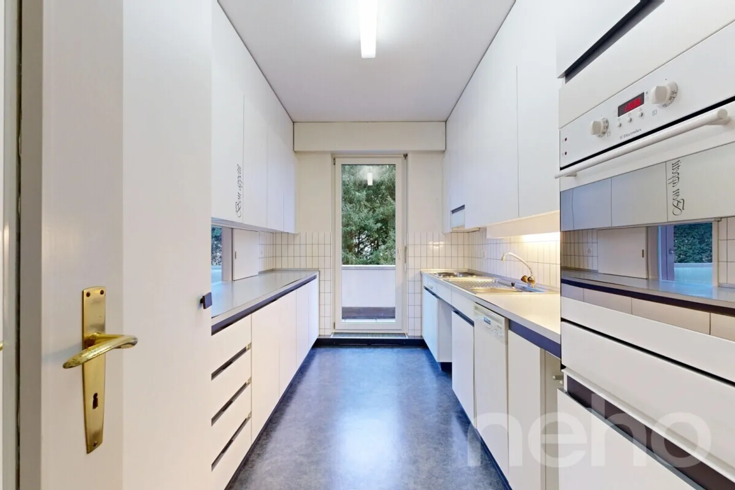 Exclusive Living in the Schosshalden Quarter of Bern - Photo 10 of 13