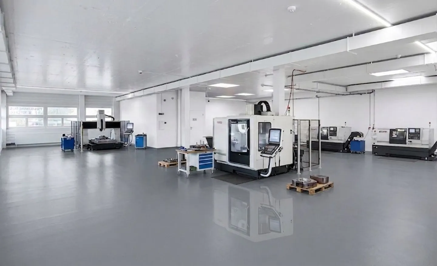 Versatile Commercial Space - Photo 6 of 10