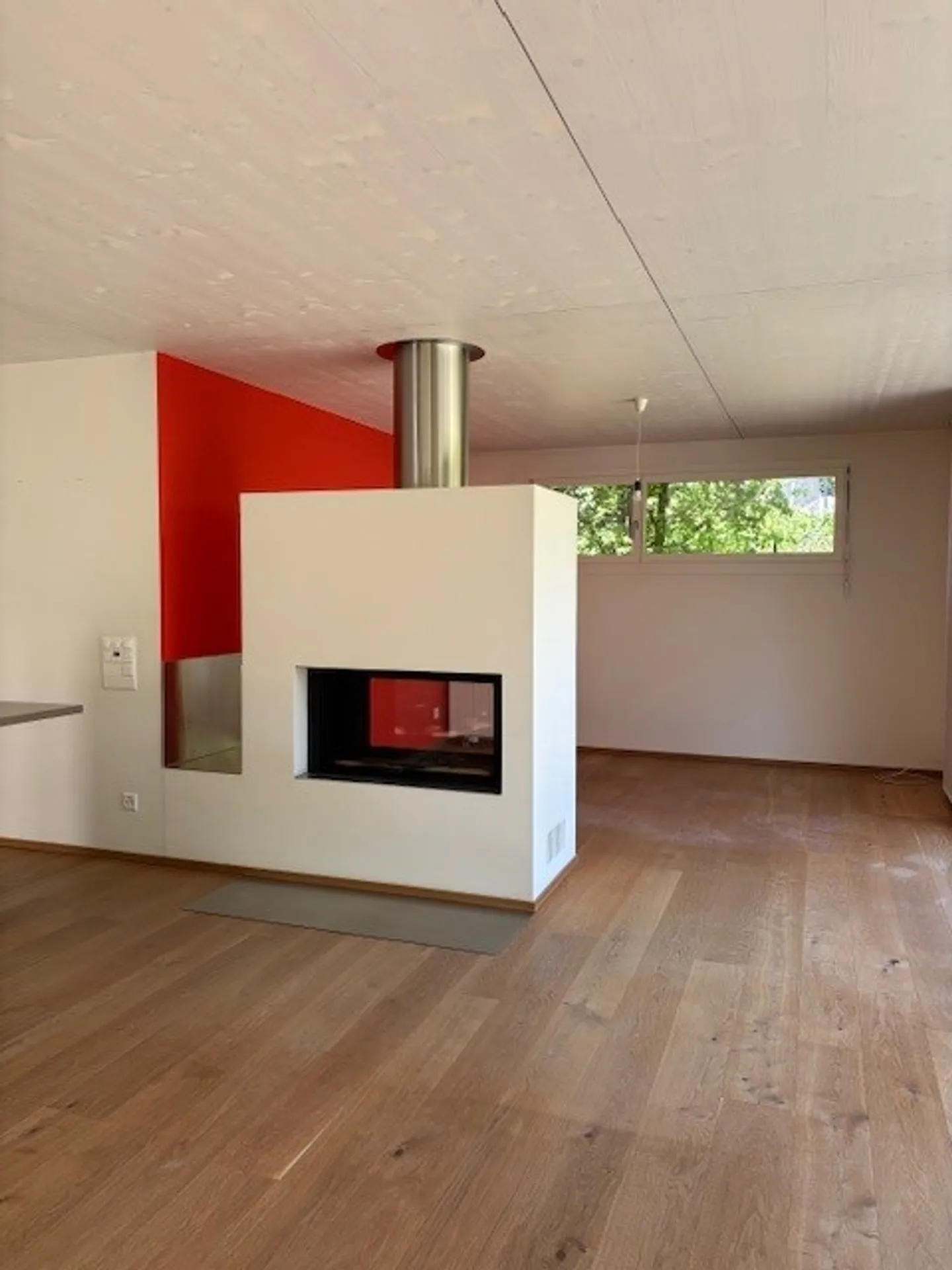 Ein Ort zum Ankommen: Idyllisches 3.5-Zimmer-Einfamilienhaus mit Garten - Photo 5 of 33