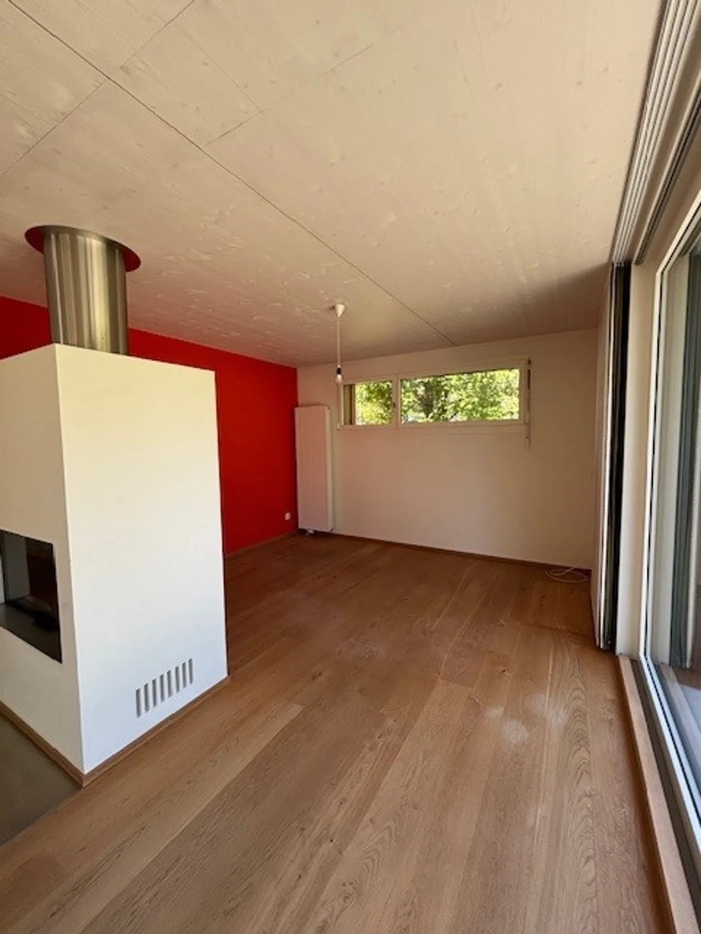 Ein Ort zum Ankommen: Idyllisches 3.5-Zimmer-Einfamilienhaus mit Garten - Photo 6 of 33