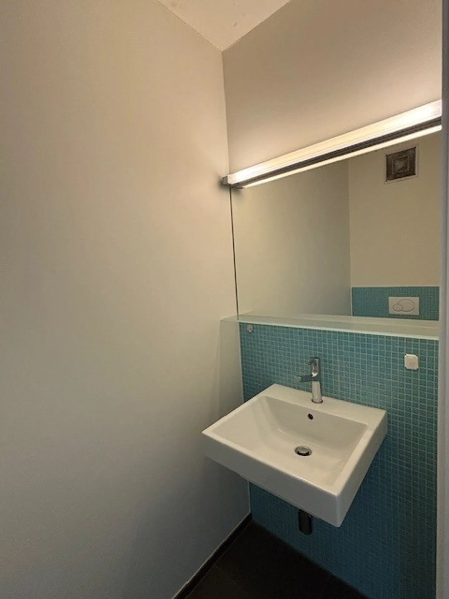 Ein Ort zum Ankommen: Idyllisches 3.5-Zimmer-Einfamilienhaus mit Garten - Photo 8 of 33