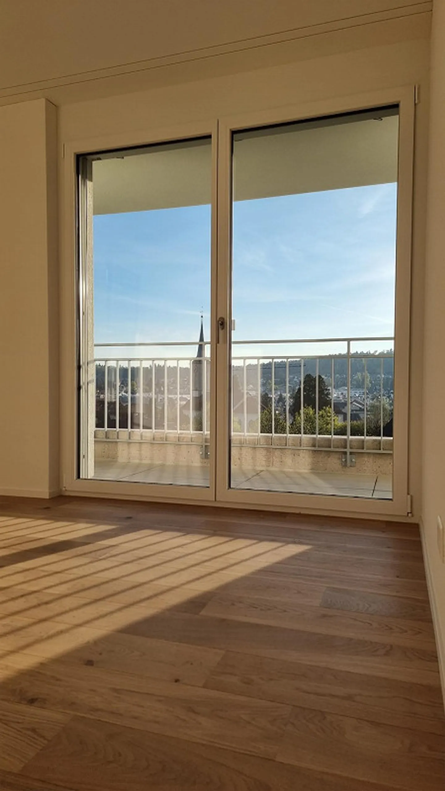 Helle Wohnung mit Balkon - Foto 8 von 15