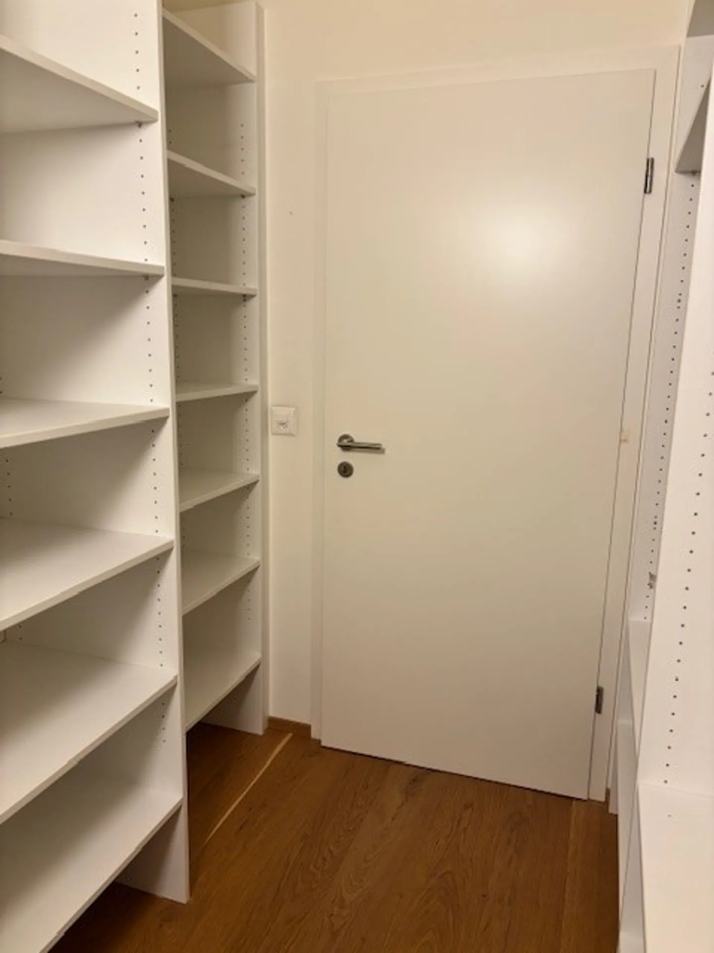Ein Ort zum Ankommen: Idyllisches 3.5-Zimmer-Einfamilienhaus mit Garten - Photo 13 of 33