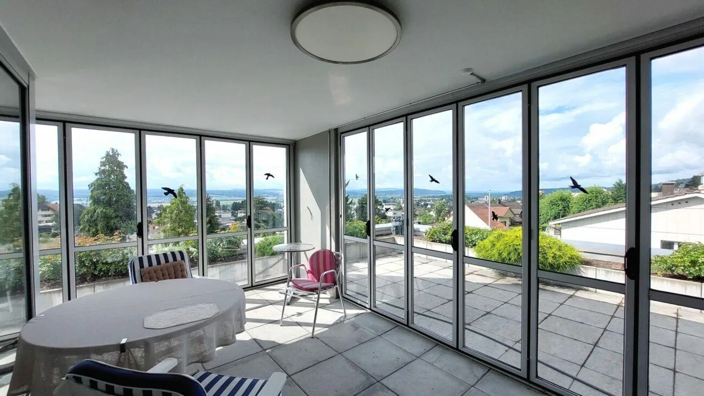 Aussergewöhnliche Attika-Wohnung mit herrlicher Aussicht - Foto 4 von 7