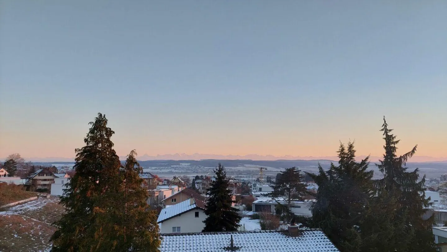 Aussergewöhnliche Attika-Wohnung mit herrlicher Aussicht - Foto 7 von 7