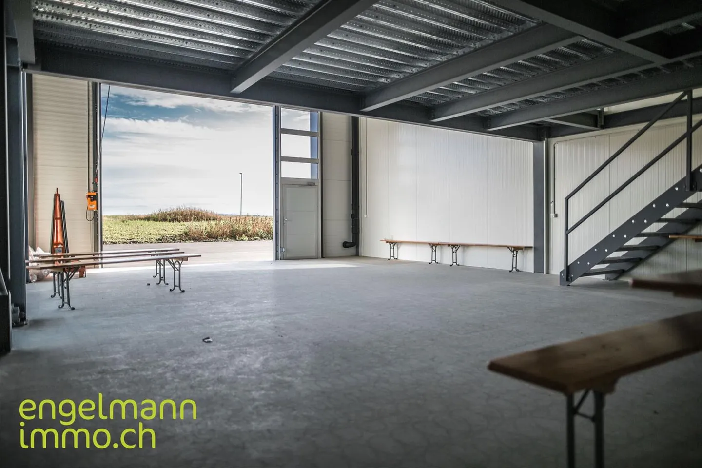 New industrial and commercial spaces - Photo 4 of 13