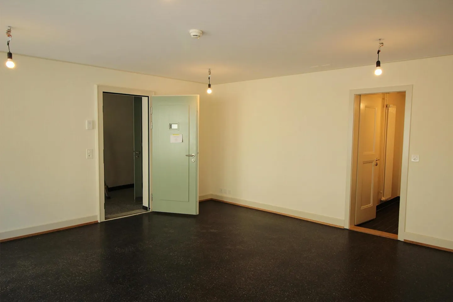 Entre la vieille ville et l'Aare : votre nouveau studio - Photo 2 sur 4