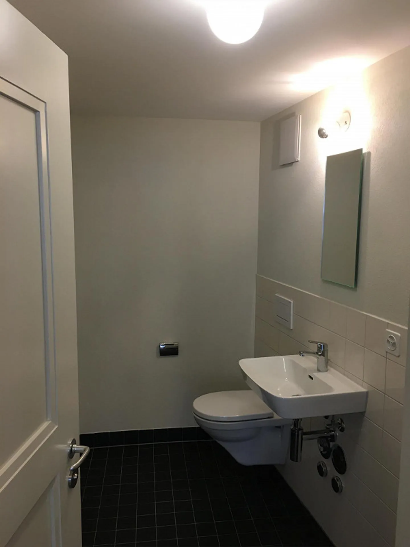 Entre la vieille ville et l'Aare : votre nouveau studio - Photo 3 sur 4