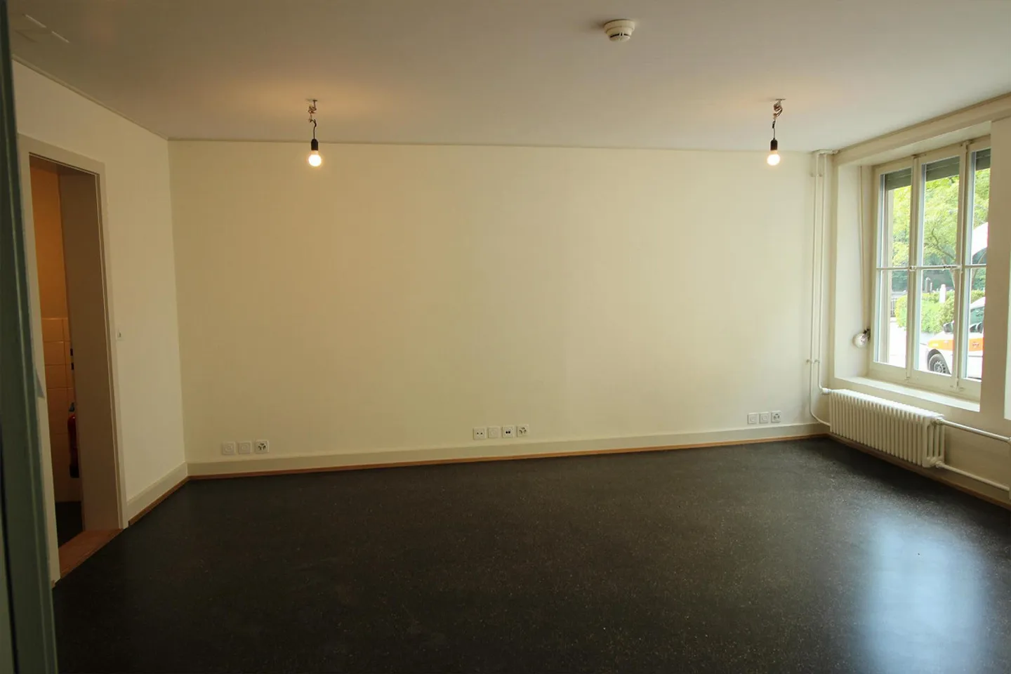 Entre la vieille ville et l'Aare : votre nouveau studio - Photo 1 sur 4