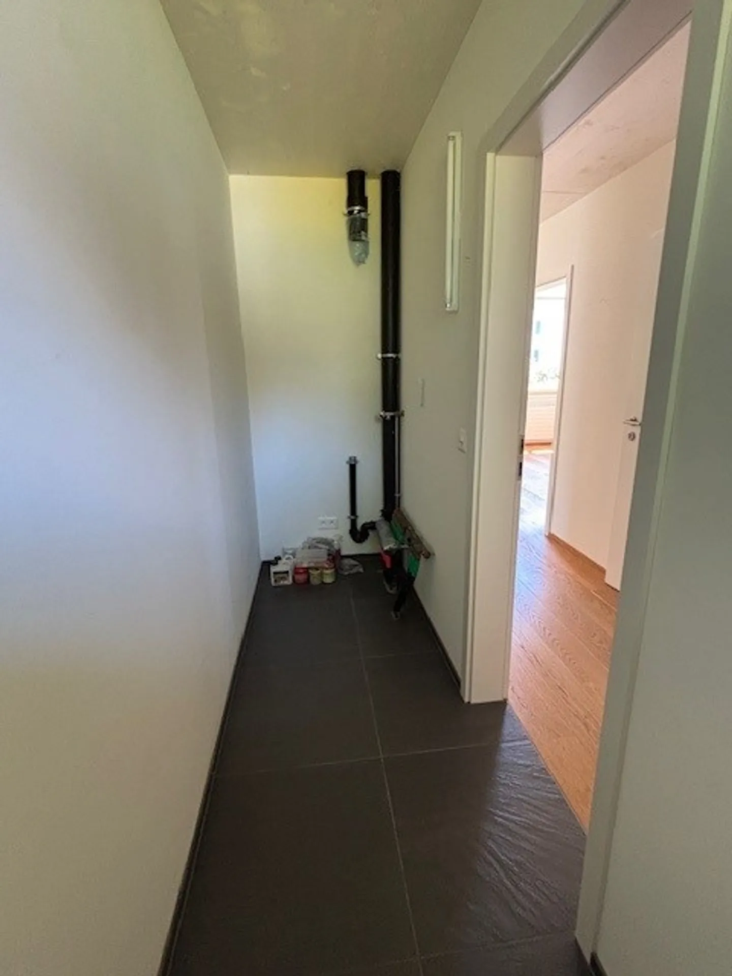 Ein Ort zum Ankommen: Idyllisches 3.5-Zimmer-Einfamilienhaus mit Garten - Photo 31 of 33
