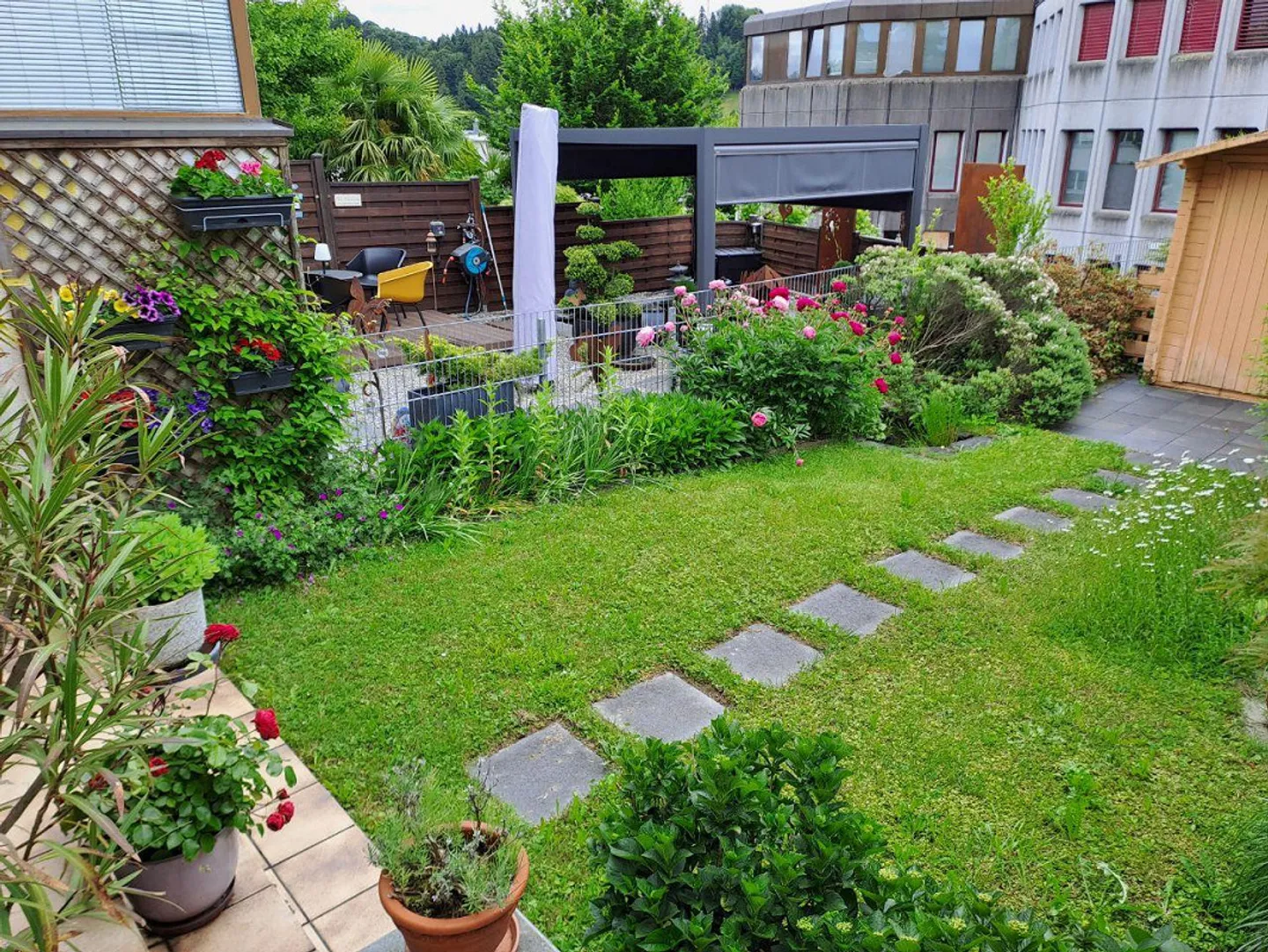 Maison individuelle avec une disposition des pièces passionnante - Photo 3 sur 13