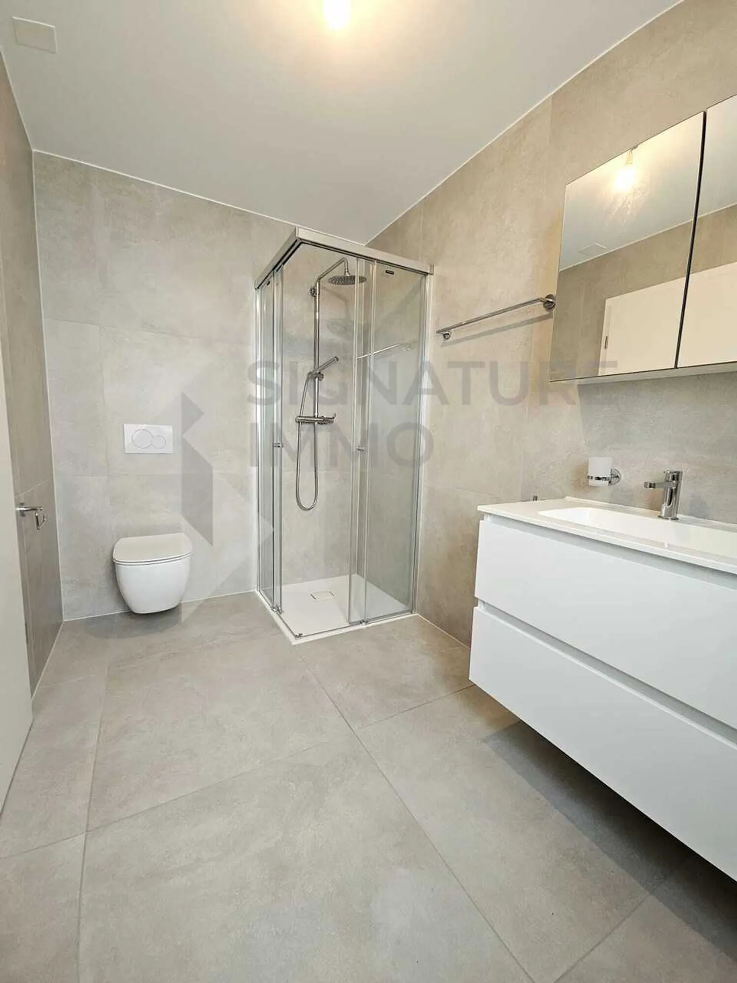 Magnifica villa con grande giardino di 5,5 stanze nel cuore della natura! - Foto 16 di 22