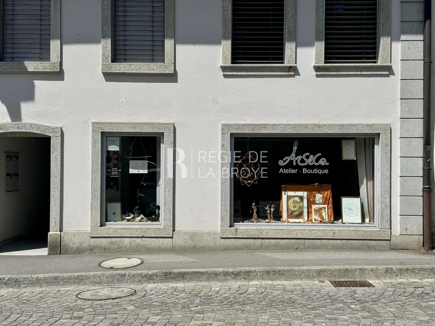 Locale a Estavayer-le-Lac - Foto 1 di 9