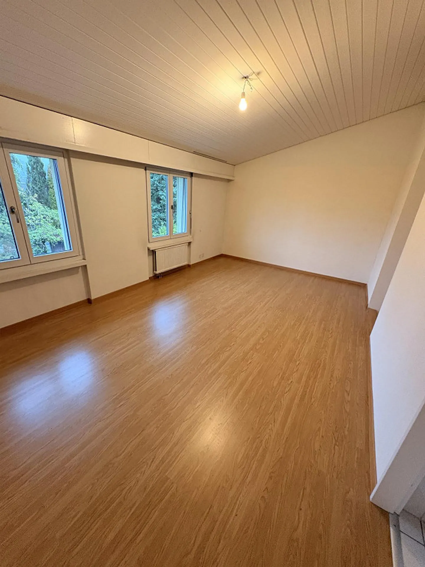 Maison individuelle avec une disposition des pièces passionnante - Photo 9 sur 13