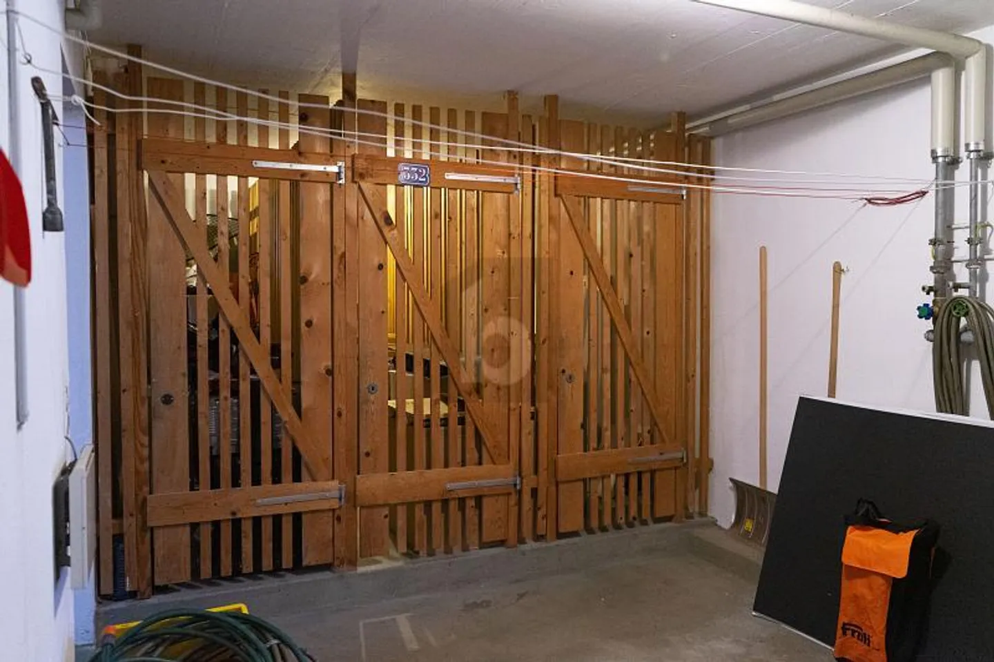 EXCLUSIVE INVESTMENT WITH PERSPECTIVE - Photo 4 of 6