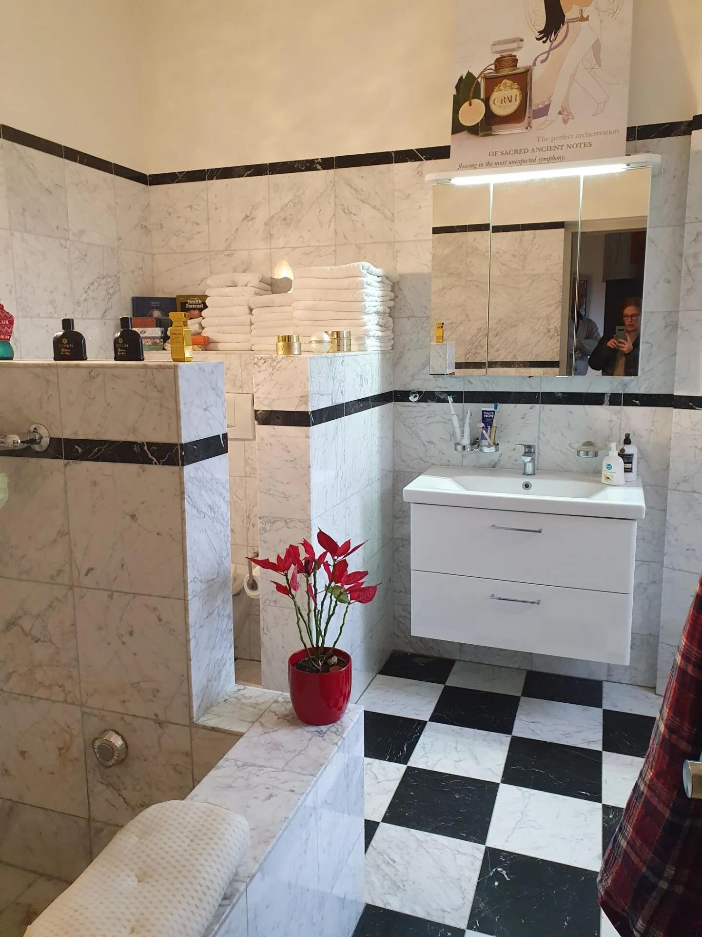 Unique Living in Historic Building (Castle Sulzberg) in Idyllic Location - Photo 8 of 18