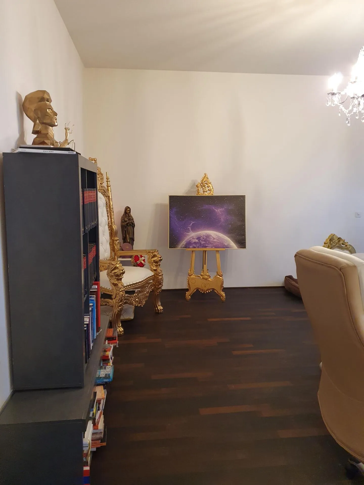 Unique Living in Historic Building (Castle Sulzberg) in Idyllic Location - Photo 10 of 18