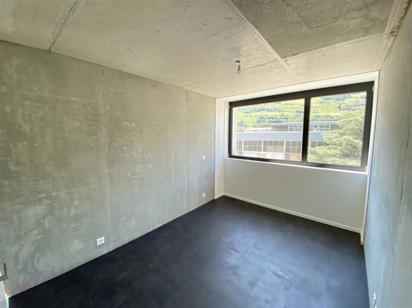 Modern offices with 3.5 rooms/office on the first floor - Photo 2 of 5