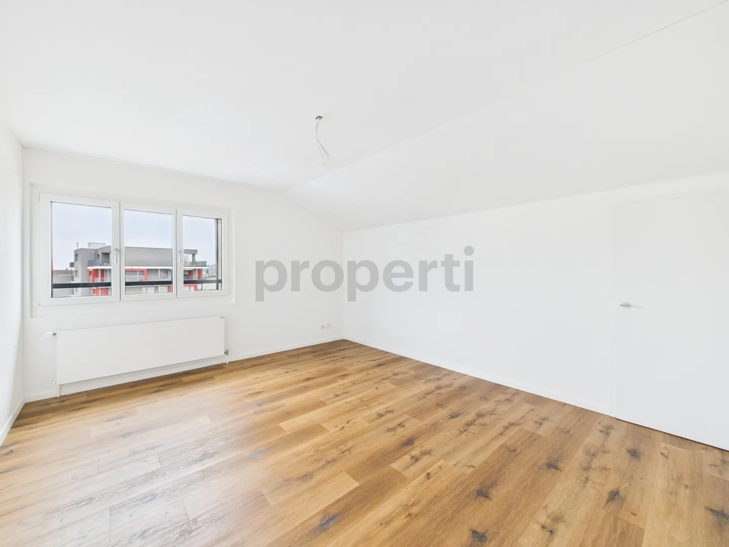 1er MOIS DE LOYER OFFERT***Appartement moderne de 3,5 pièces en attique à Küssnacht am Rigi - Photo 2 sur 12