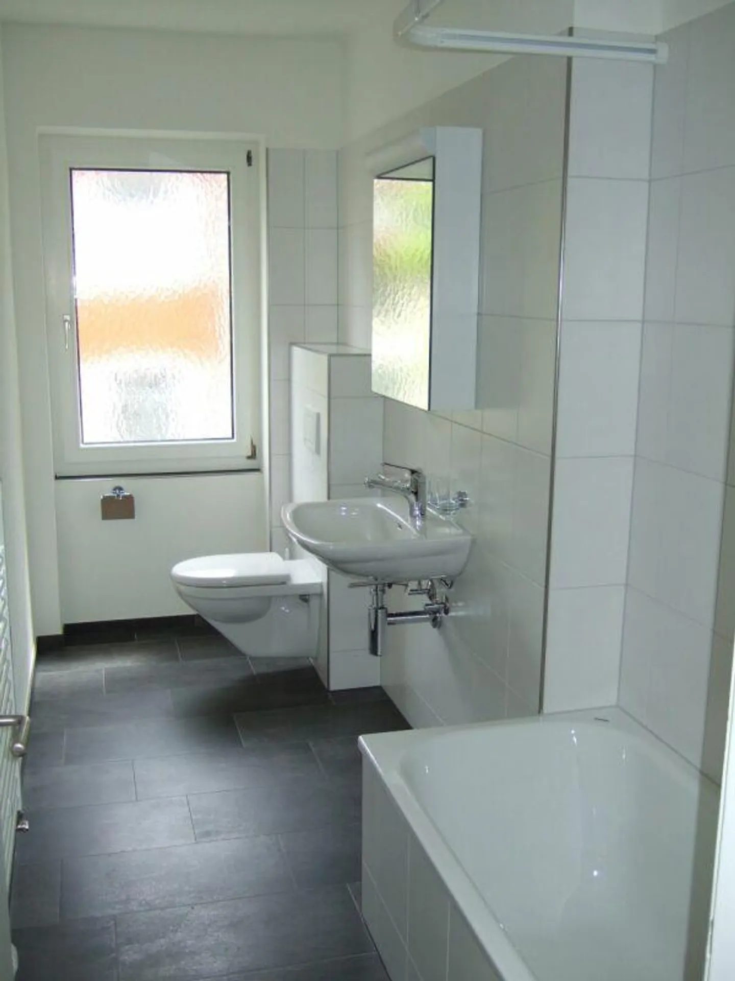 3-room apartment in Zurich-Wollishofen (limited until 31.03.2027 with option to extend) copy - Photo 3 of 4