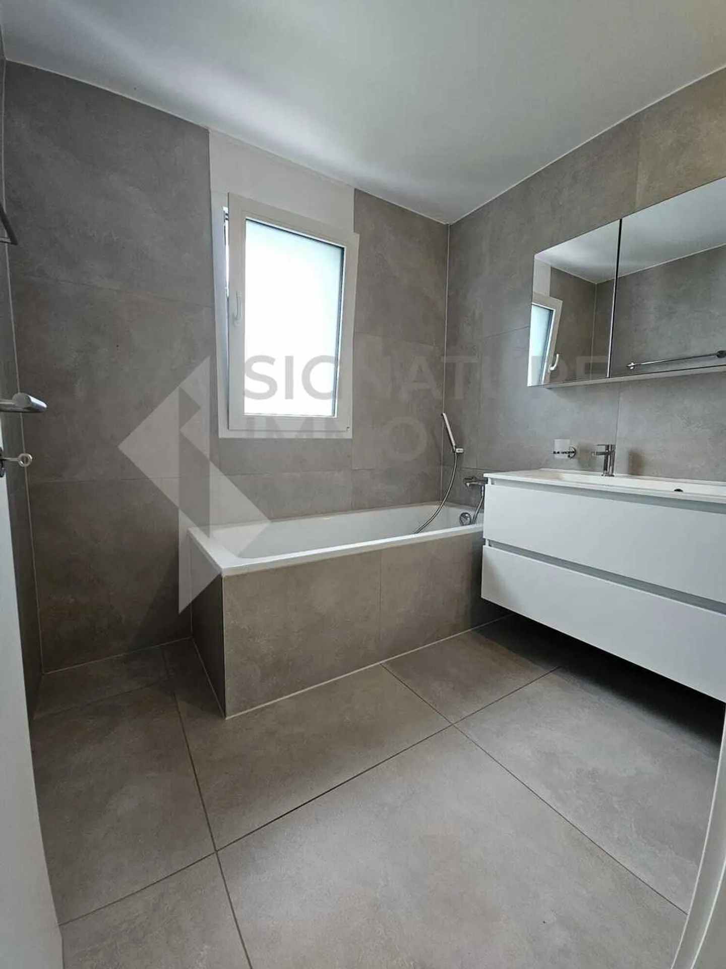 Magnifica villa con grande giardino di 5,5 stanze nel cuore della natura! - Foto 22 di 22