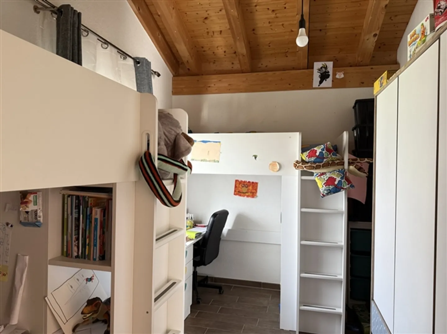 Attic - 4.5 rooms - Chermignon-d'en-Bas - ref. 10254484 - EXCLUSIVE AGENT - Photo 8 of 13