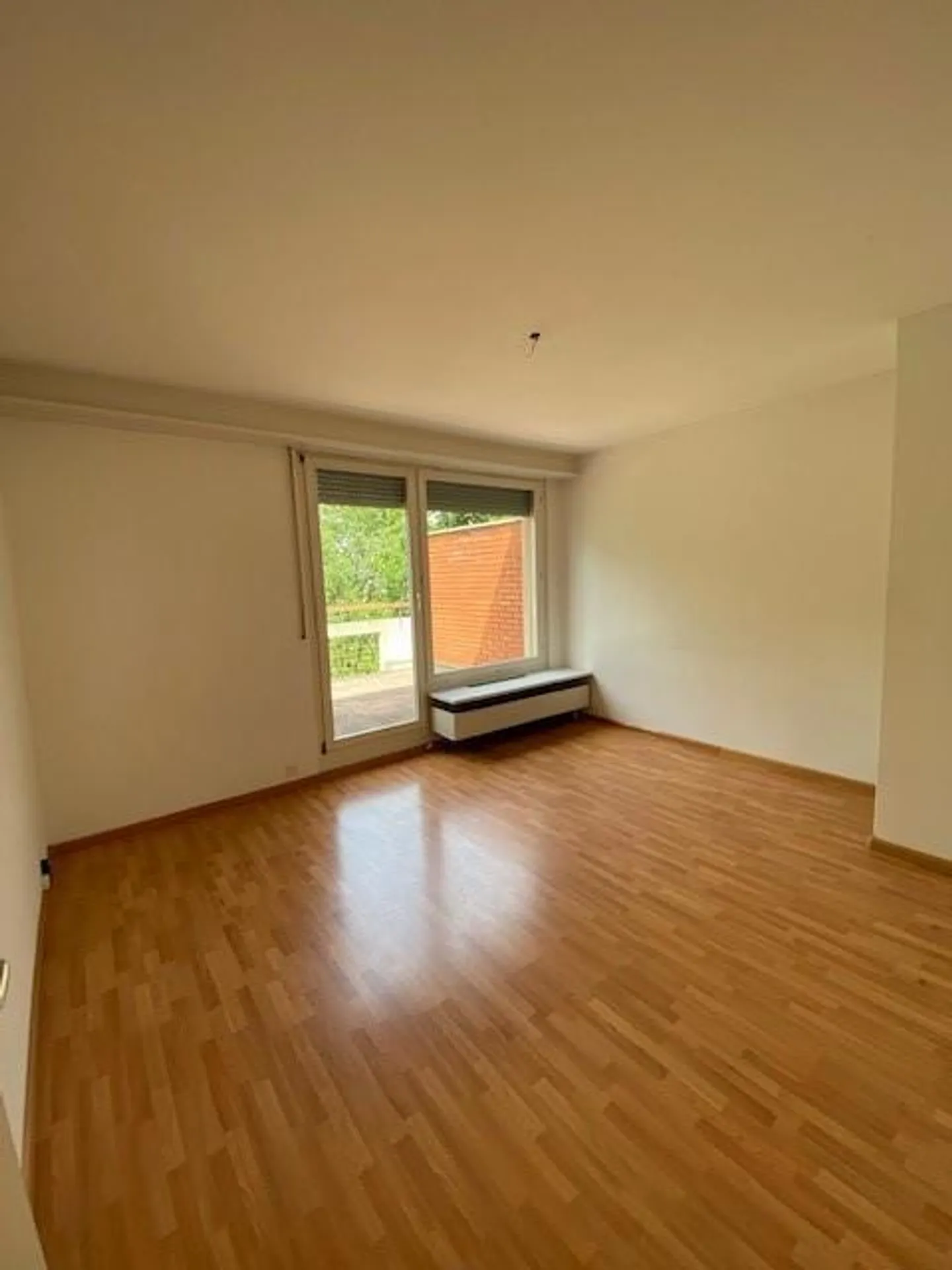 Appartamento spazioso nel verde - Foto 3 di 7