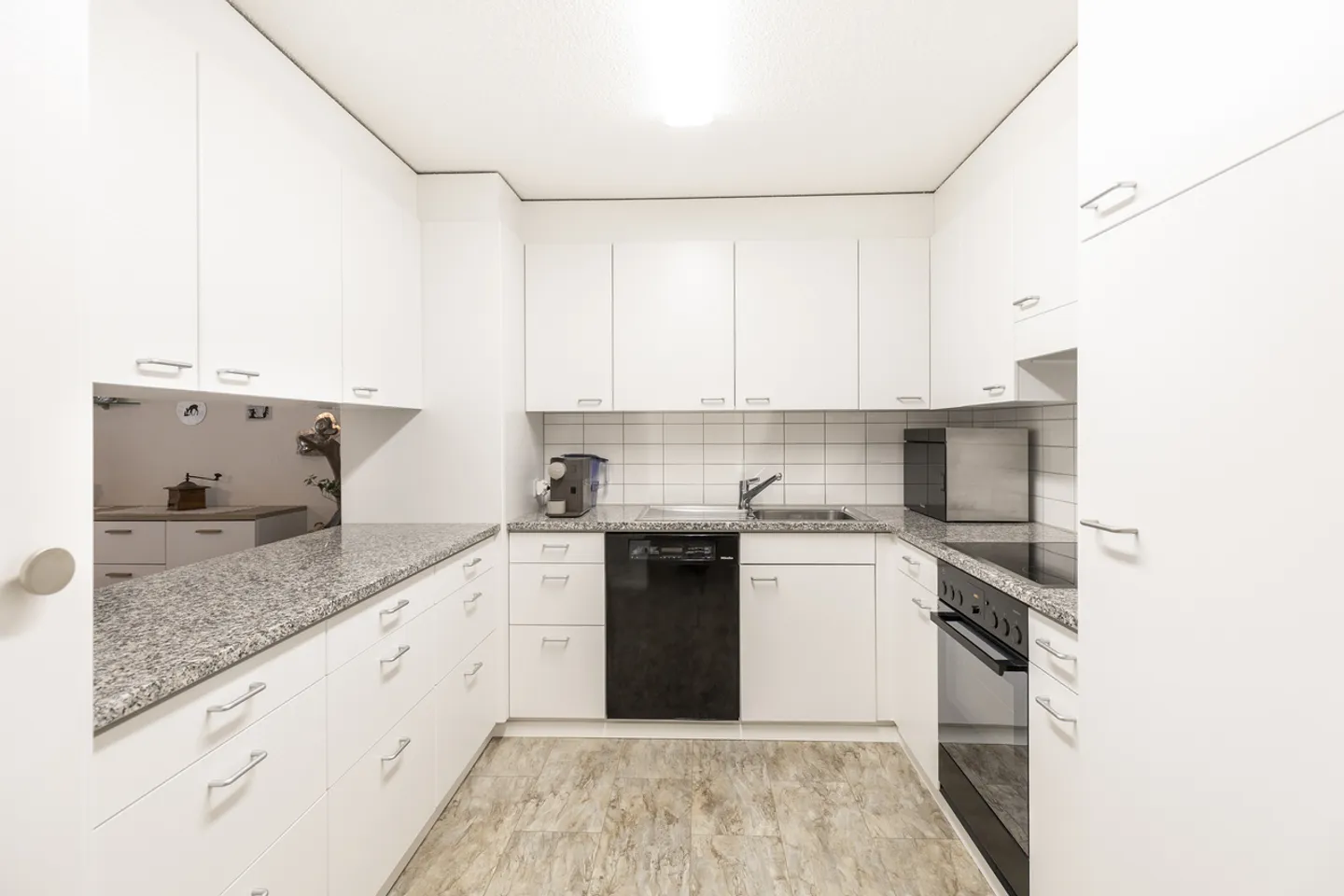 Goditi una casa centrale - Foto 4 di 8