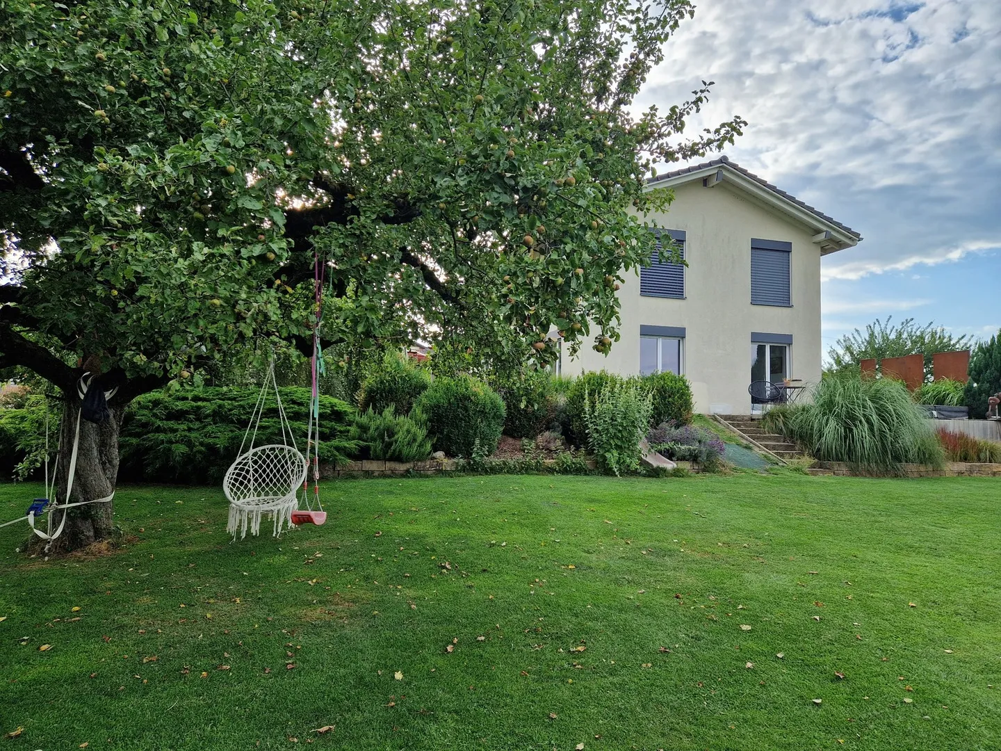 MAISON 6 PIÈCES À LE MOURET (FR), MEUBLÉ, DURÉE DÉTERMINÉE - Photo 1 sur 10
