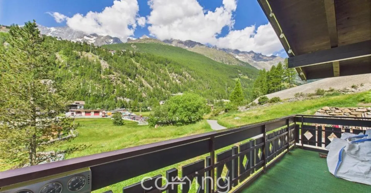 Sunny 2.5-room apartment in Saas-Grund - With fireplace, mountain view & large balcony - Photo 11 of 11