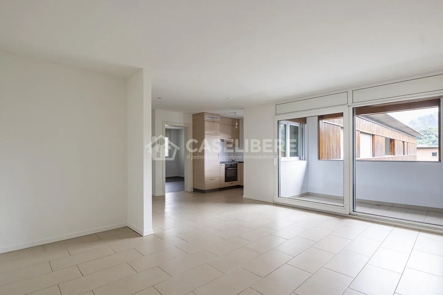 KOMFORTABLE 2.5 ZIMMER IN AGNO - Foto 1 von 9