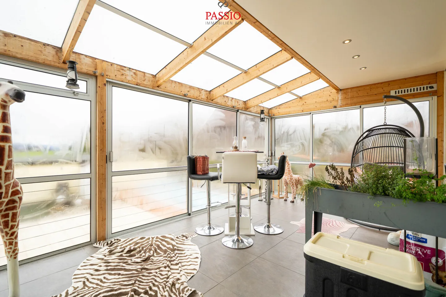 Maison 2 familles de 12 pièces avec piscine et emplacement dégagé près de Berne - Photo 8 sur 36